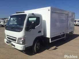 2010 Mitsubishi FUSO - picture2' - Click to enlarge