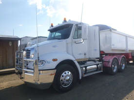 Freightliner CL112 Prime Mover  Primemover Truck - picture0' - Click to enlarge