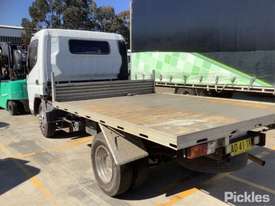 2007 Mitsubishi Canter FE83 - picture2' - Click to enlarge
