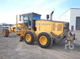 VOLVO G720B Motor Grader - picture1' - Click to enlarge