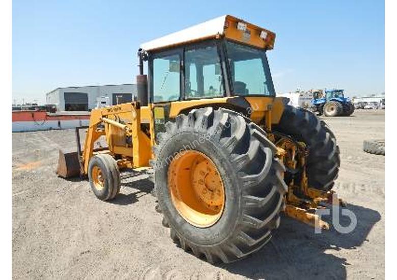 caption CHAMBERLAIN 4080 2WD Tractor