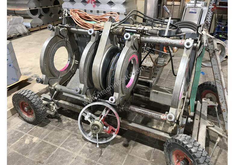 caption HDPE BUTT WELDER