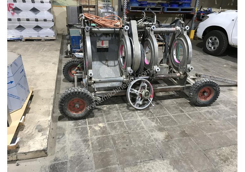 caption HDPE BUTT WELDER