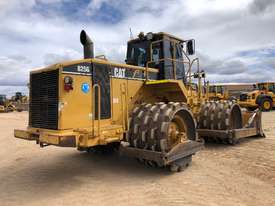 2004 Caterpillar 825G-II Compactor  - picture2' - Click to enlarge