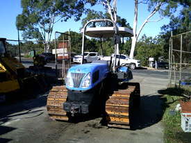 TK-4070 100hp crawler tractor , 168 hrs , ex Darwin ,  - picture0' - Click to enlarge