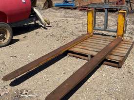 Fork Attachment, 2400mm L tynes - picture0' - Click to enlarge