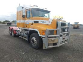 Mack CH688RS 6 x 4 Prime Mover - picture2' - Click to enlarge