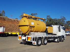 Mitsubishi FS52  Vacuum Tanker Truck - picture1' - Click to enlarge