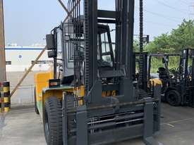 Brand New Liugong 16T premium diesel Forklift - picture0' - Click to enlarge