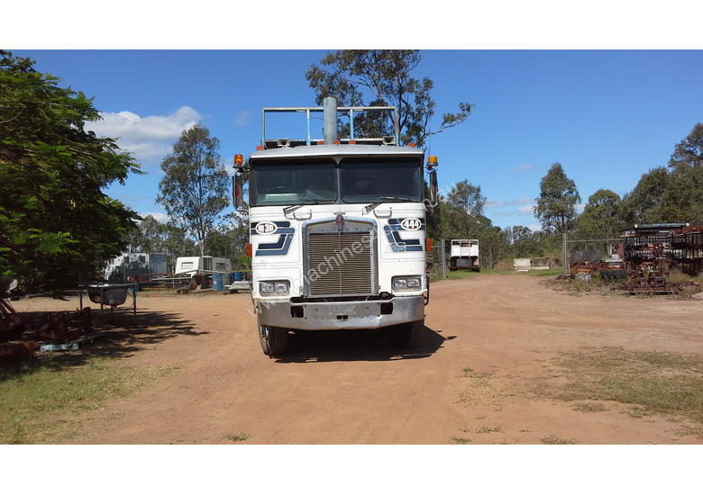 caption Tipping tray truck