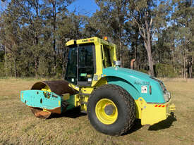 Ammann ASC130 Vibrating Roller Roller/Compacting - picture2' - Click to enlarge