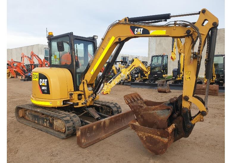 Used 2014 Caterpillar 305E CR Excavator in , - Listed on Machines4u