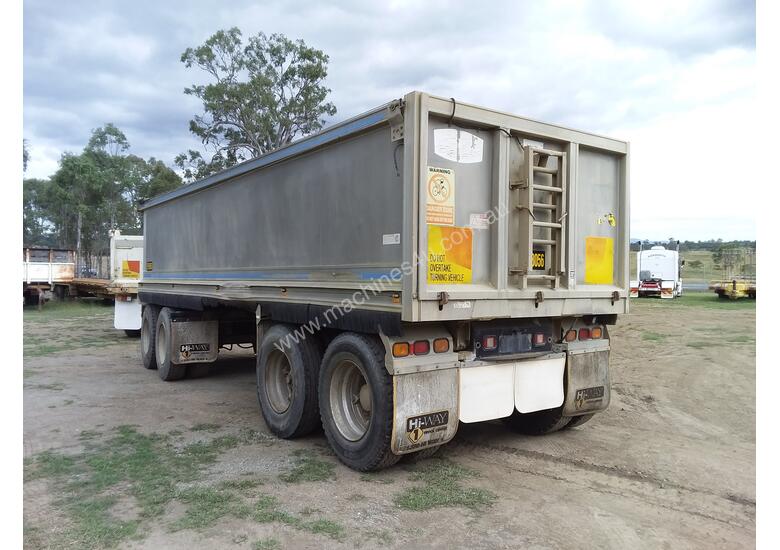 Buy Used 2004 hercules Quad dog tipper Quad Dog Trailer in , Listed