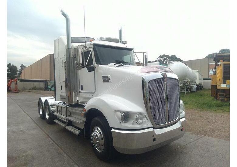 caption Kenworth T609