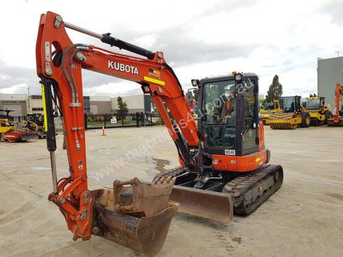2018 KUBOTA U55-4 EXCAVATOR WITH CABIN, AIR AND LOW 992 HOURS