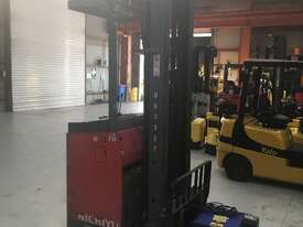 0.55T Battery Electric Reach Stand Up Forklift - picture0' - Click to enlarge