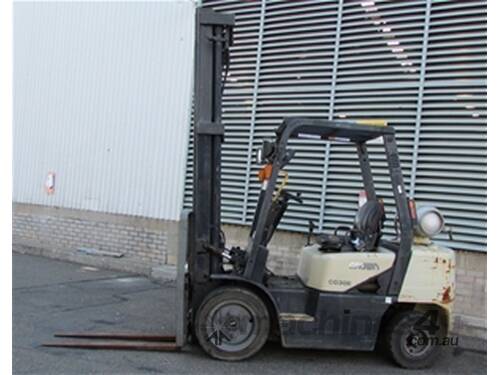 Crown 3T 4 Wheel Counterbalance Forklift - Hire