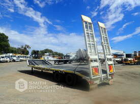 1977 CUSTOM BUILT TANDEM AXLE DROP DECK TRAILER - picture1' - Click to enlarge