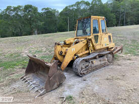 Caterpillar 953 Track Loader - picture1' - Click to enlarge