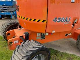 JLG 450AJ KNUCKLE BOOM IN COMPLIANCE - picture2' - Click to enlarge