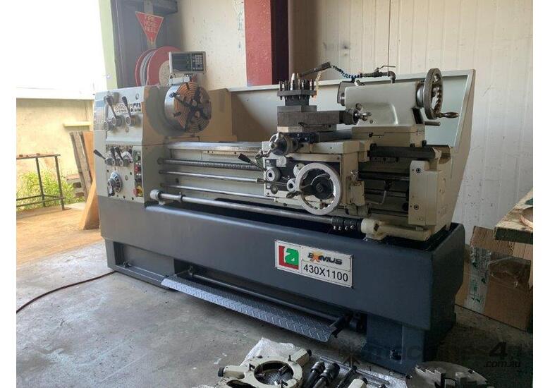 caption Centre Lathe 430x1100mm Turning Capacity