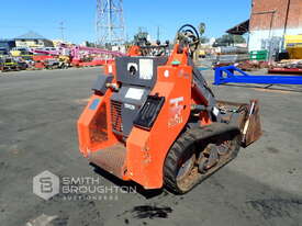 2005 THOMAS 35DT MINI SKID STEER LOADER - picture0' - Click to enlarge