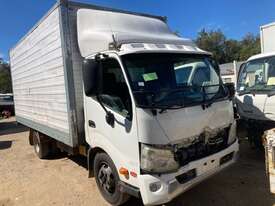 2012 HINO DUTRO WRECKING STOCK #2038 - picture0' - Click to enlarge