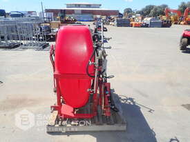 SILVAN 400 LITRE 3 POINT LINKAGE PTO SPRAYER - picture0' - Click to enlarge