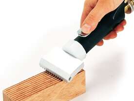 Finger Joint Nozzle for Multiple Groove Glue Joints 0029 by Pizzi - picture0' - Click to enlarge