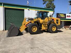 NEW MODEL Lovol FL958K Wheel Loader 5.5T Lift 240HP - picture1' - Click to enlarge