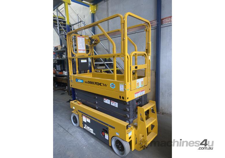 caption XCMG 19' Electric Scissor Lift XG0807DCW