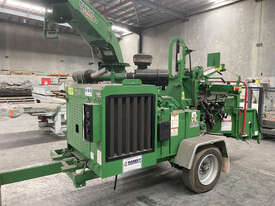 BANDIT 1590XP Intimidator Chipper - picture0' - Click to enlarge