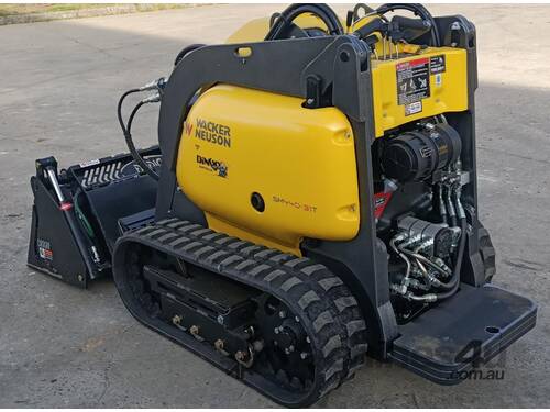 caption Dingo Tracked Mini Loader