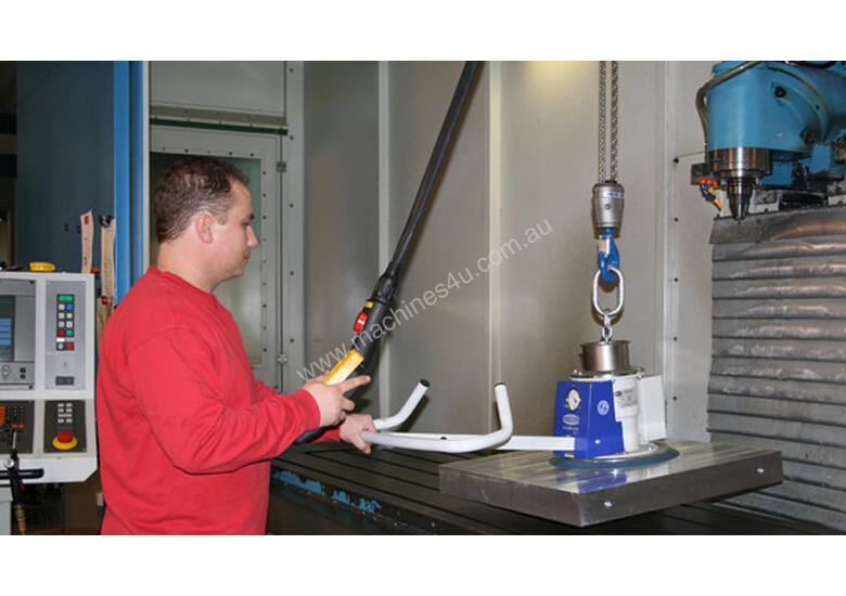 caption VacuMaster ECO for handling & loading sheet steel.