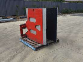 Forklift While Goods Bale Clamp - picture0' - Click to enlarge