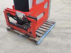 Forklift While Goods Bale Clamp - picture1' - Click to enlarge