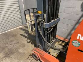 Nissan 1.5t Ride on Reach Truck - picture2' - Click to enlarge