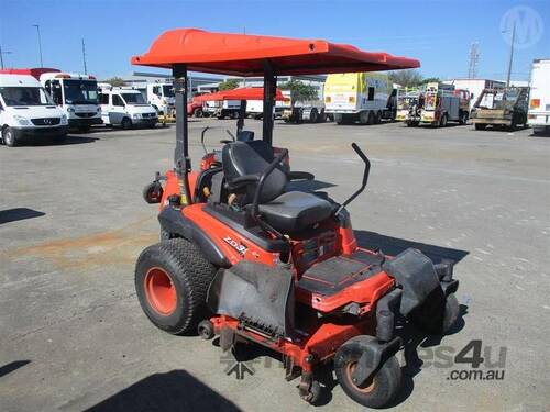 Kubota ZD326P