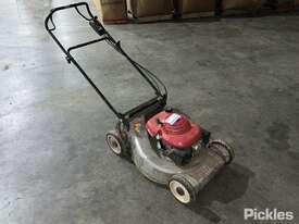 Honda Self Propelled Lawn Mower - picture0' - Click to enlarge