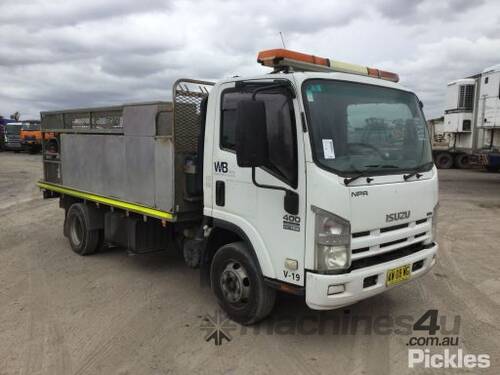 2008 Isuzu NPR 400 Medium