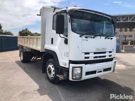 2010 Isuzu FTR900 Medium - picture0' - Click to enlarge