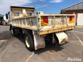 2010 Isuzu FTR900 Medium - picture2' - Click to enlarge