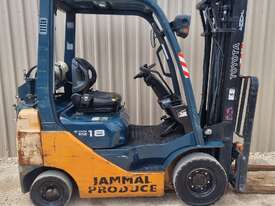 Toyota 8 Series 1.8T LPG Forklift with Container Mast - picture0' - Click to enlarge