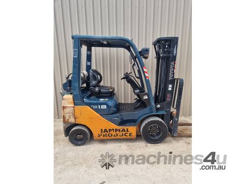 Toyota 8 Series 1.8T LPG Forklift with Container Mast