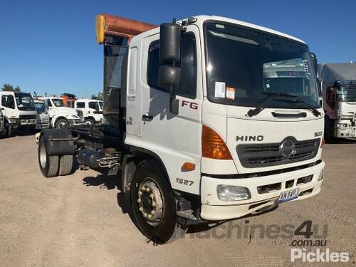 2010 Hino 500 SERIES