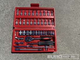 Unused Rachet & Socket Tool Set - picture0' - Click to enlarge