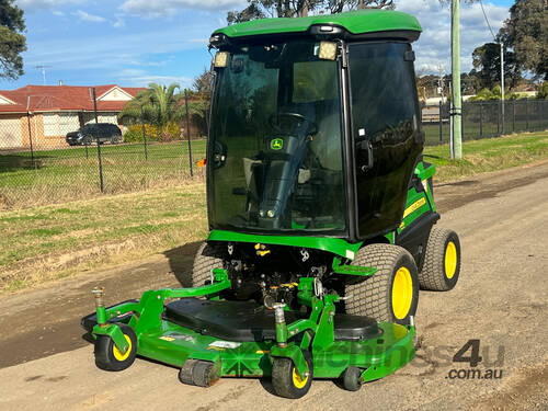 John Deere 1585 Front Deck Lawn Equipment