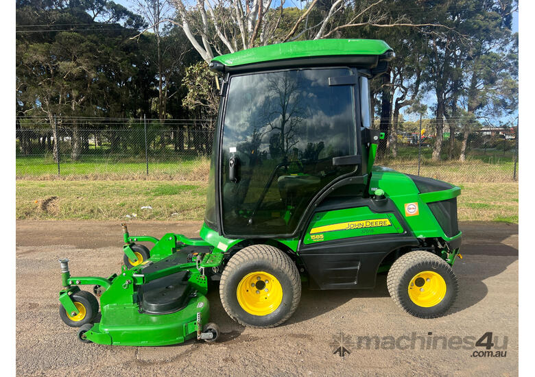 Used 2018 John Deere 1585 TERRAINCUT Tray Truck in Listed on