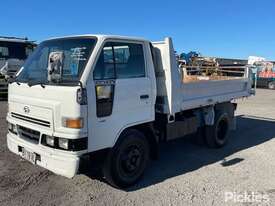 2000 Daihatsu Delta LT - picture0' - Click to enlarge