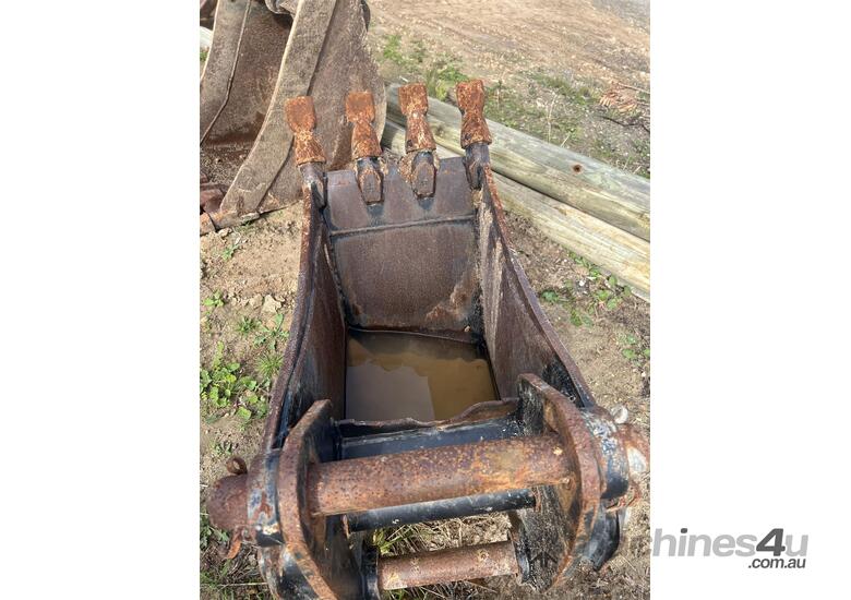 Used Caterpillar For Auction CAT Excavator Bucket Mud Buckets in